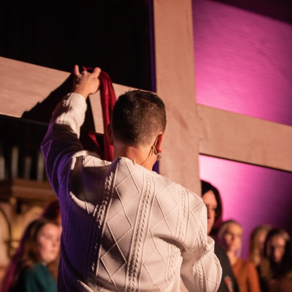 Faith zingt bijzondere Praise Viering